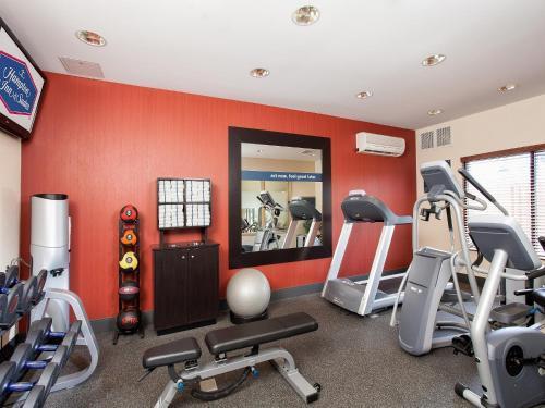 Hampton Inn & Suites Chicago/Saint Charles Εξωτερικό φωτογραφία