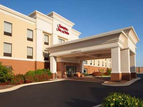Hampton Inn & Suites Chicago/Saint Charles Εξωτερικό φωτογραφία