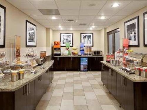 Hampton Inn & Suites Chicago/Saint Charles Εξωτερικό φωτογραφία