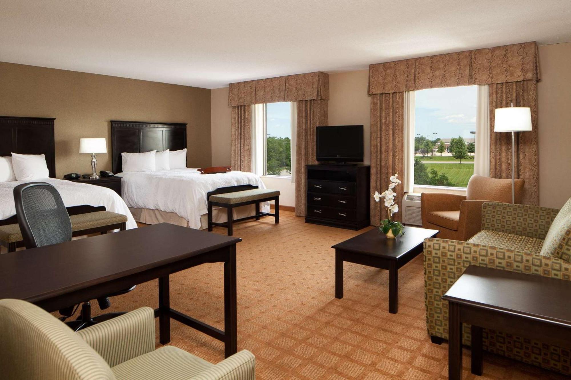 Hampton Inn & Suites Chicago/Saint Charles Εξωτερικό φωτογραφία
