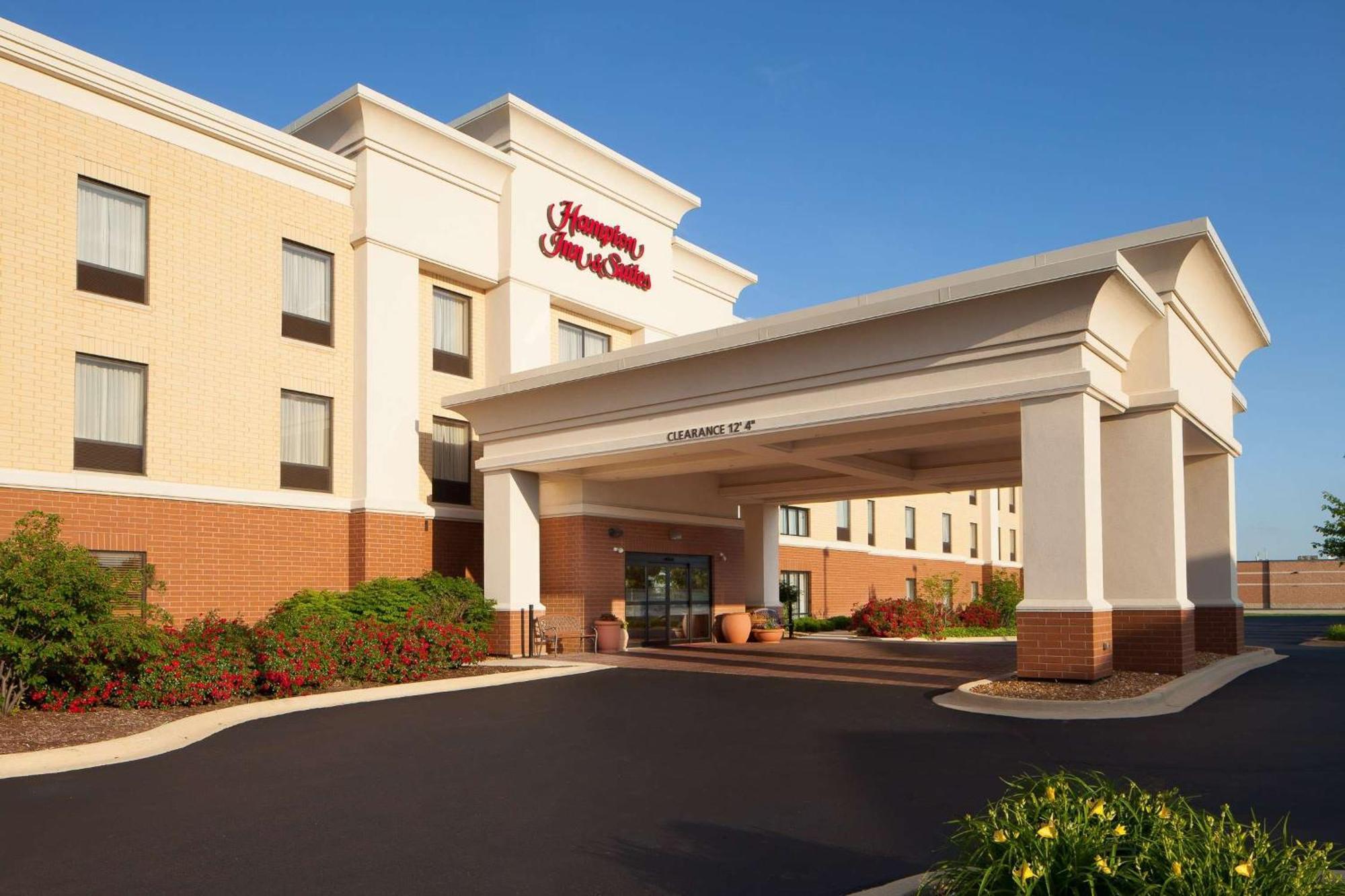 Hampton Inn & Suites Chicago/Saint Charles Εξωτερικό φωτογραφία